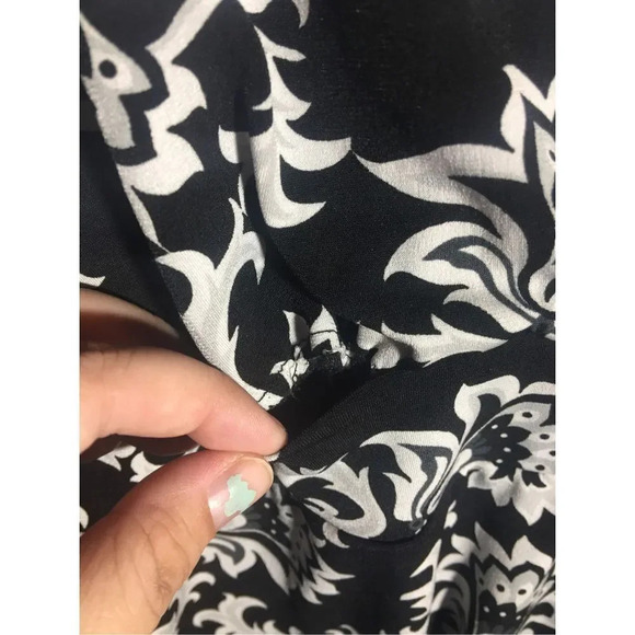 Womens Cato Blouse V Neck Modesty Panel Fake Wrap Top Paisley floral - Picture 4 of 7